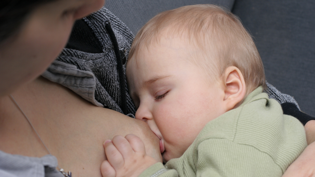 Breastfeeding Tips for First-Time Moms