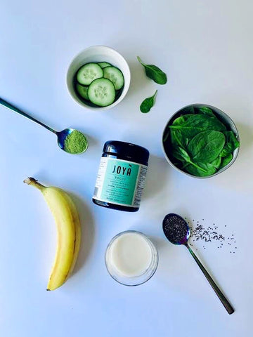 Ingredients for Matcha mint smoothie with JOYÀ Focus elixir blend 