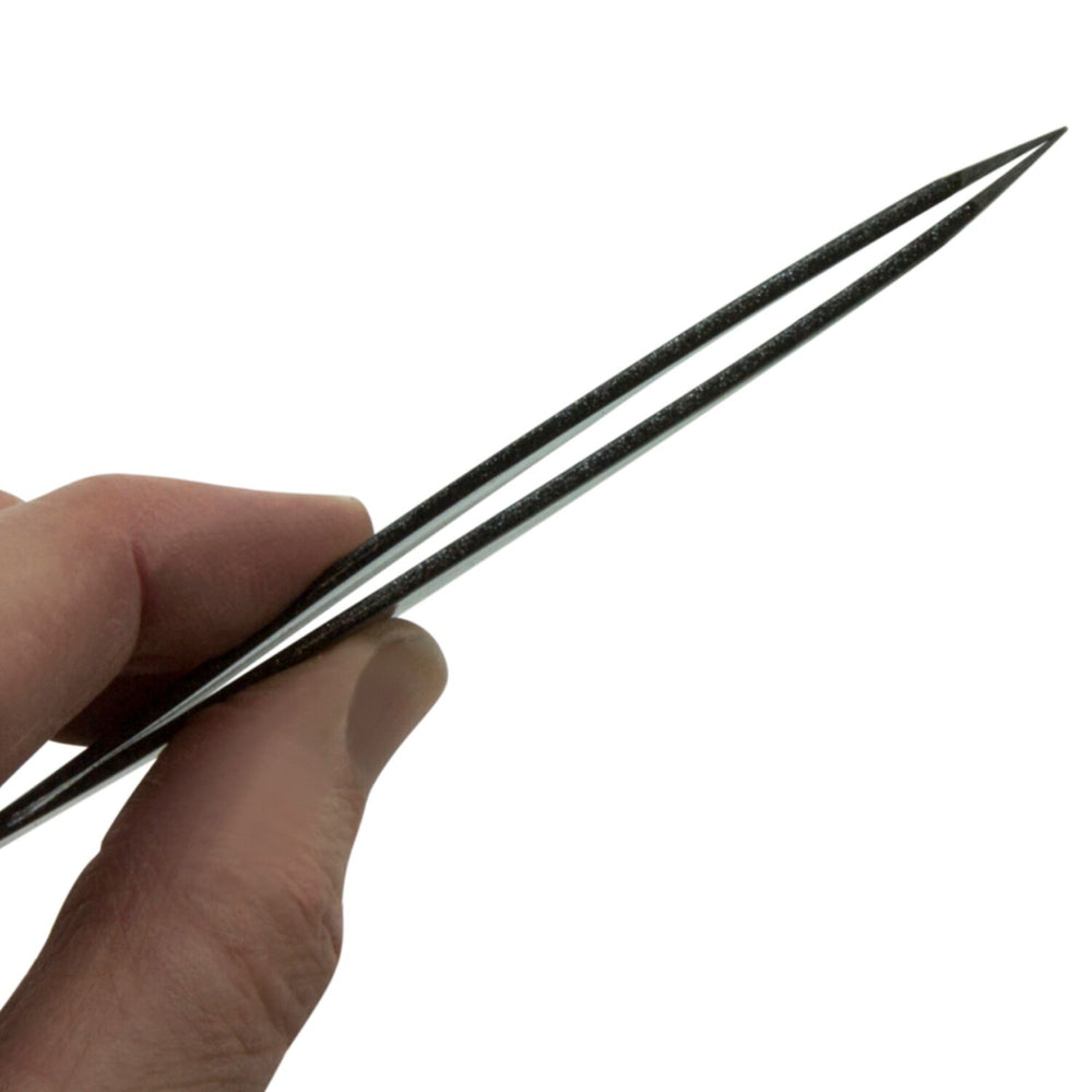 pointed tweezers