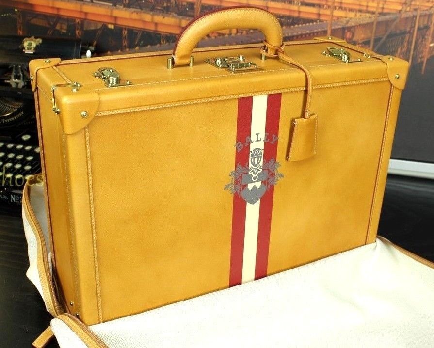 bally travel bag