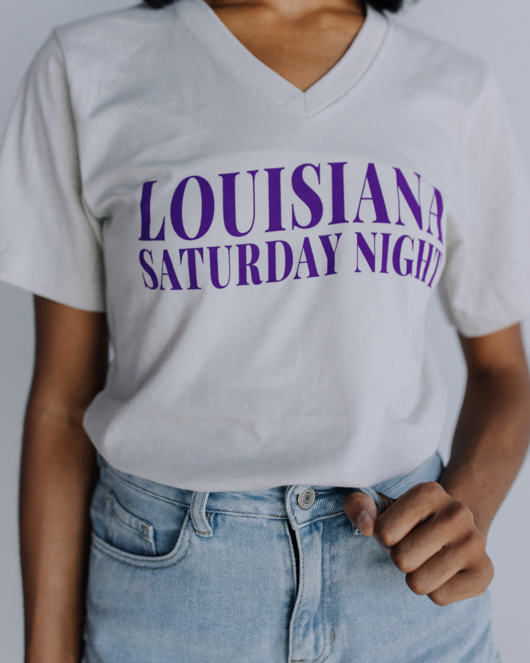 LOUISIANA SATURDAY NIGHT TEE – Hey, Penelope Boutique