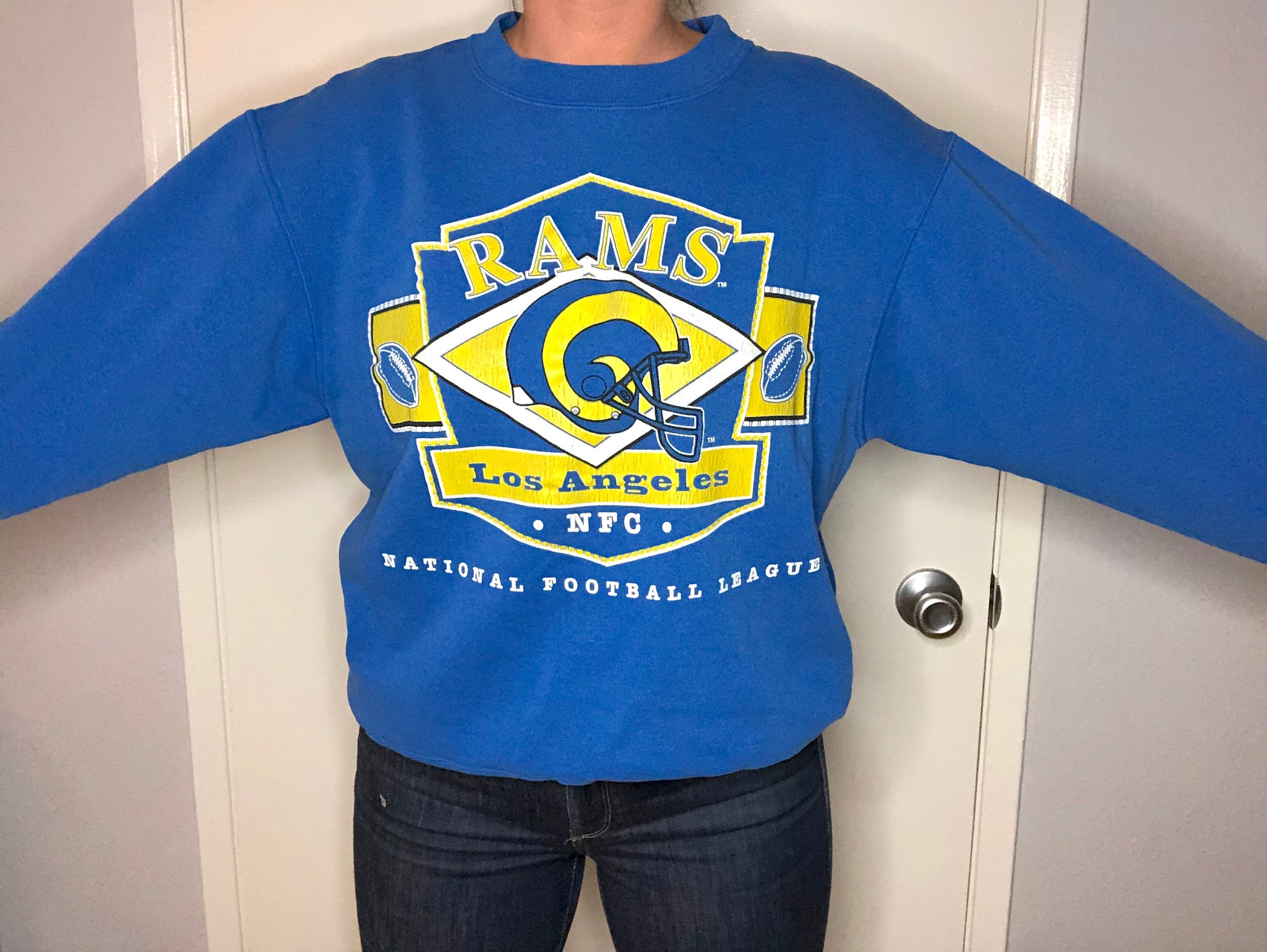 la rams crewneck