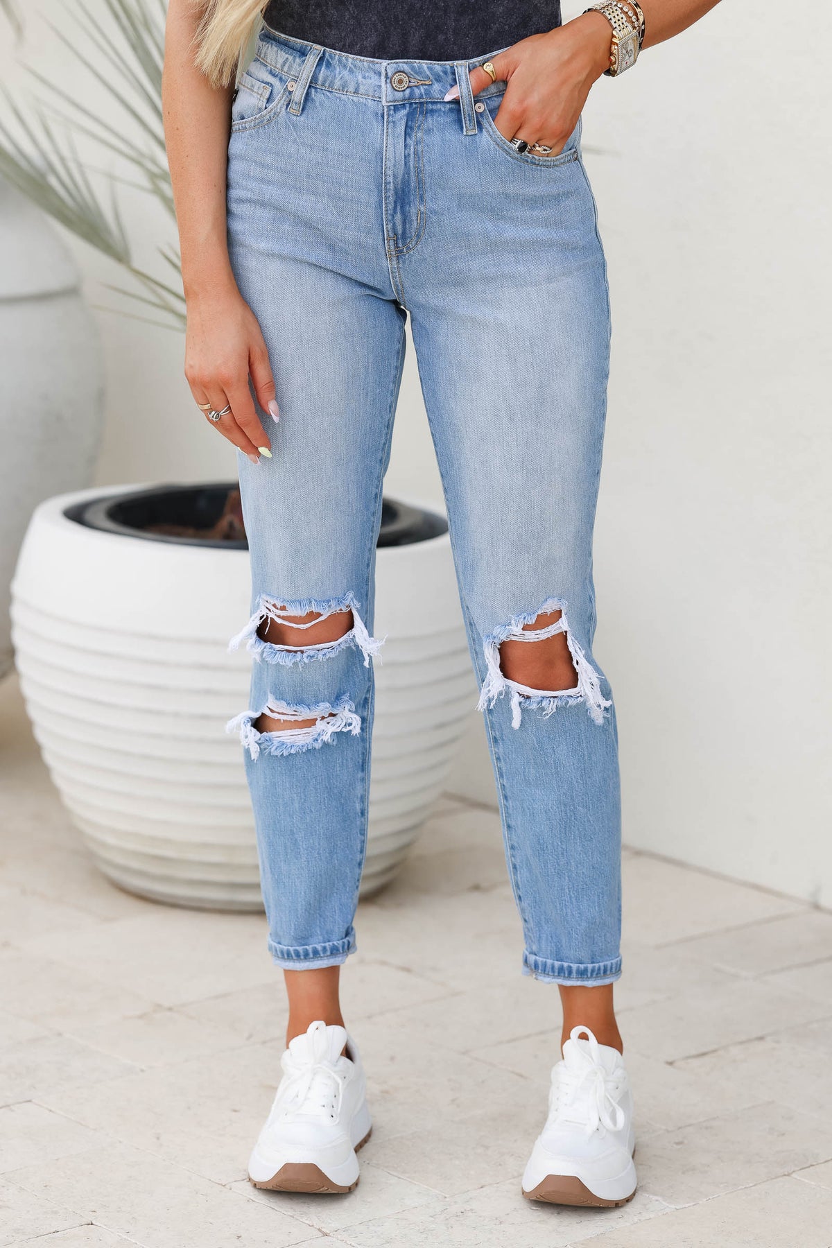 KAN CAN Flynn High Rise Mom Jeans - Light Wash - Closet Candy Boutique