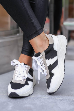 Leonardoda Bloesem markt Stepping Out Platform Sneakers - Black - Closet Candy Boutique