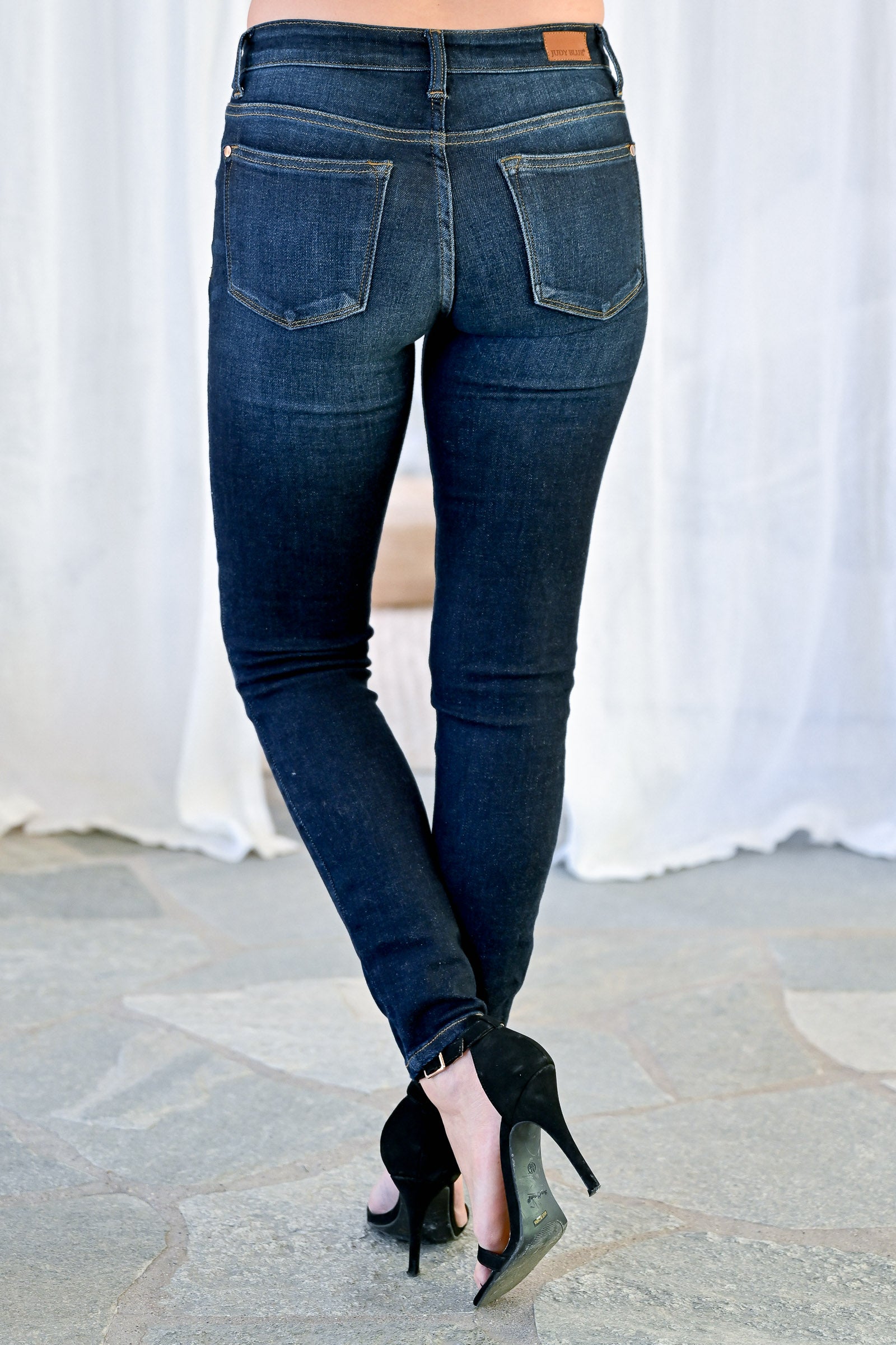 judy blue cropped jeans