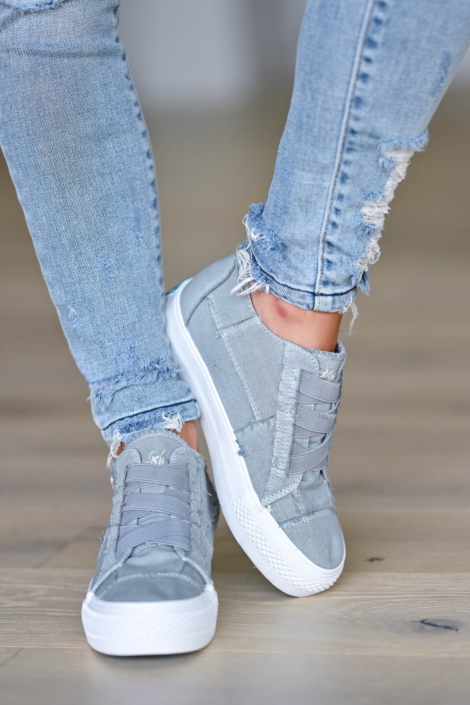 Walk That Way Wedge Sneaker - Grey 