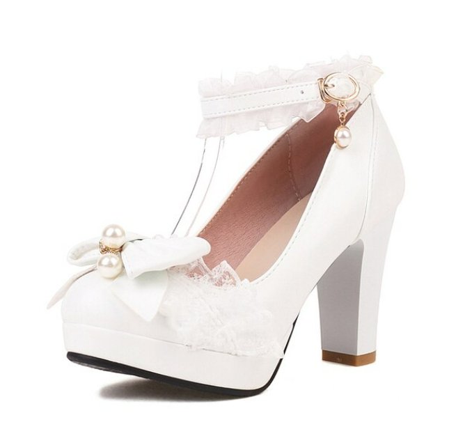 Chaussures mariage vintage blanc perles