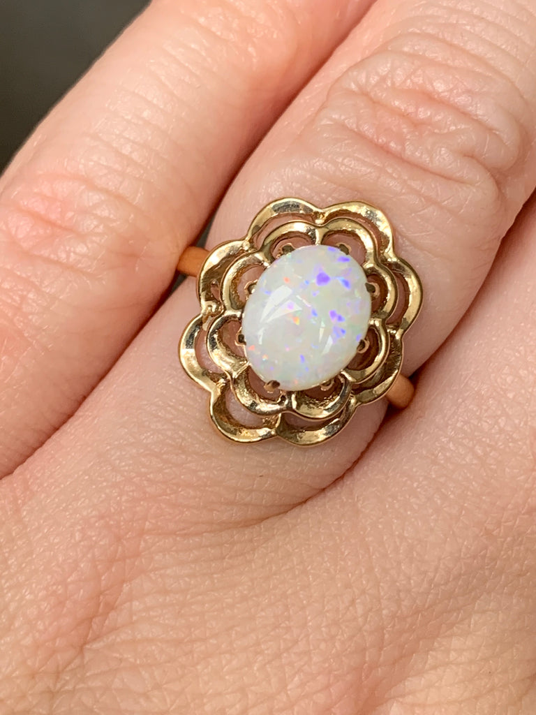 Vintage Oval 2.50 Carat White Opal Flower Ring 