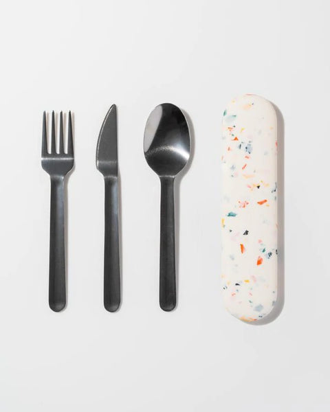 https://cdn.shopify.com/s/files/1/0191/5880/products/WP_VM_Porter_Utensils_TerrazzoCream_Amazon_Editorial_02_Web_640x800_crop_center_600x_cb16f4b5-e878-4f5c-b9ca-5dfae7060f30_grande.webp?v=1651866217