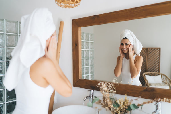 woman using clean skincare