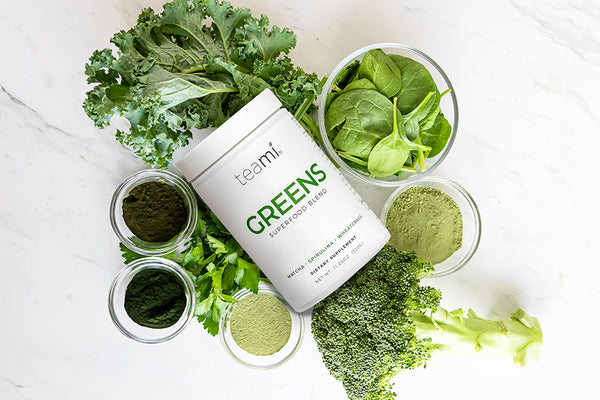 Dark leafy green vegetables that make up Teami Greens Superfood Powder