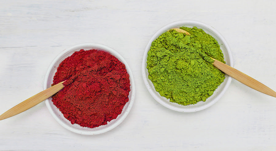 Red and Green Superfood Powders