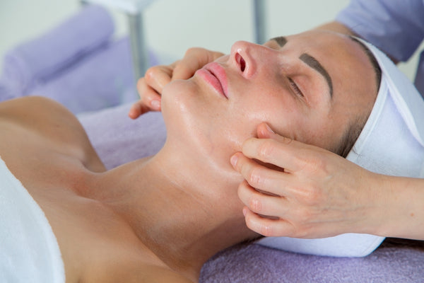 getting lymphatic drainage facial massage
