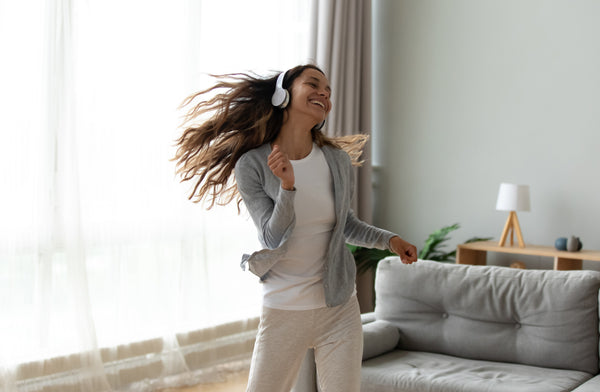 girl dancing