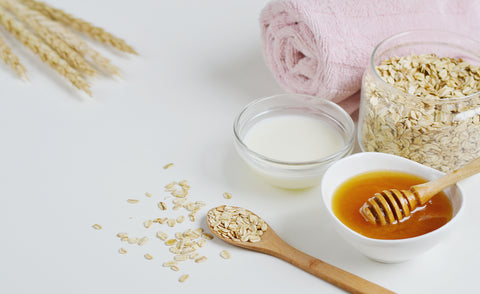 Honey and Oatmeal DIY All Natural FaceMask