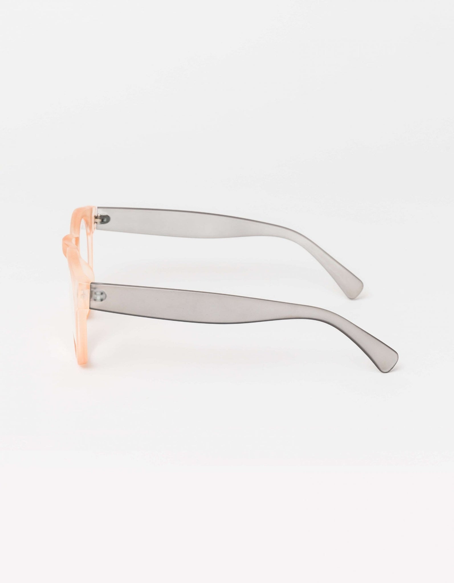 Stella & Gemma | Readers | Sadie Peach 1.50 | Eyewear | Available from Mama  Lulu – Mama Lulu