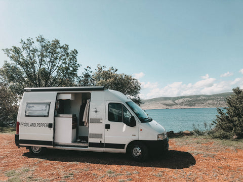 Vanumbau Vanausbau Sol and Pepper Vanlife Travel Peugeot Boxer Pössl Autosuche