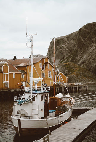 nusfjord sol and pepper vanlife