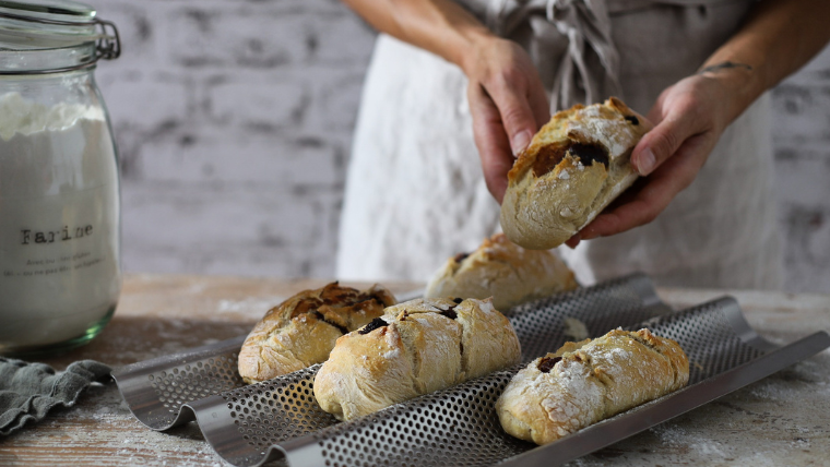 Baguettes o bollos de chocolate