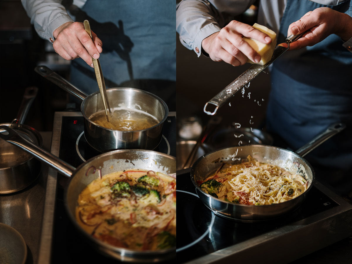 Pasta con verduras en salsa