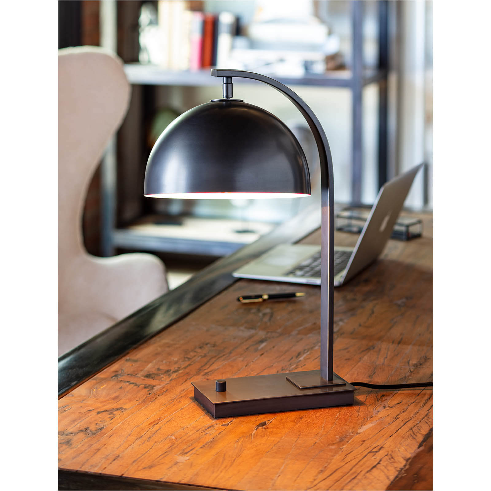 otto desk lamp