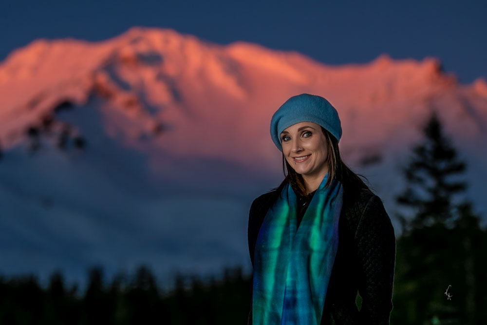 Mount Shasta Sunset with Northern Lights Illumiscarf