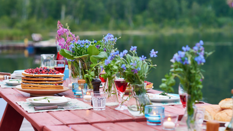 garden party table