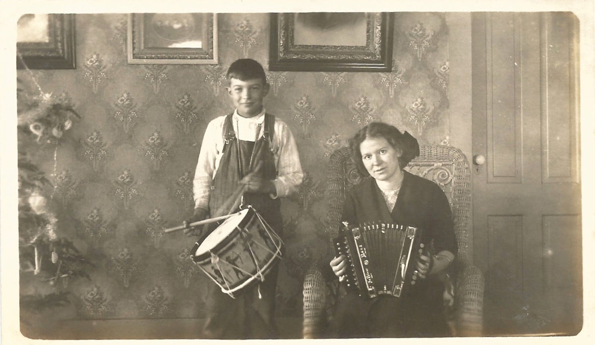 Drum and Accordion Vintage Christmas