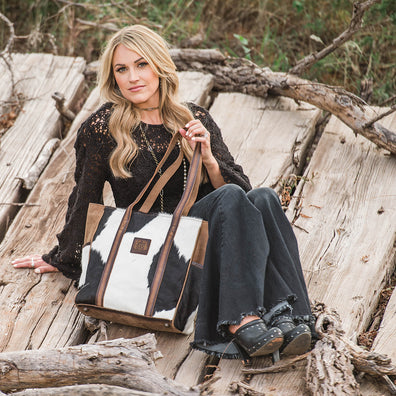 STS Ranchwear® Cowhide Nellie Fringe Bag