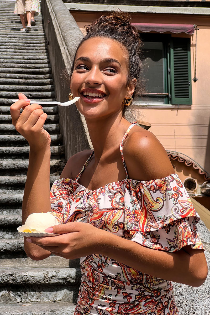 Relish an all-Italian tour of the Amalfi coast for women's summer fashion