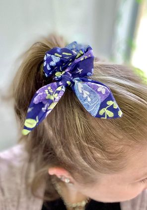 Scrunchies by Jackie Morris