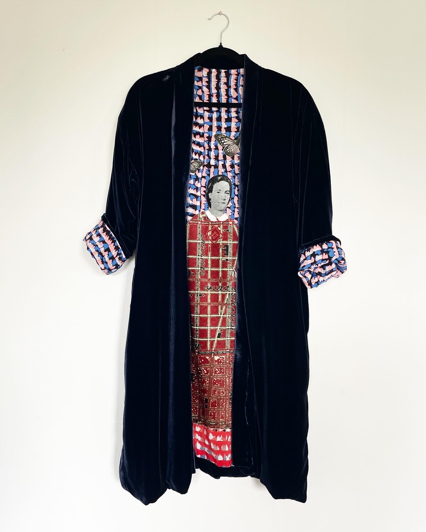 Deep Navy Velvet Caftan with Henriette DeLille and Butterfly Artwork