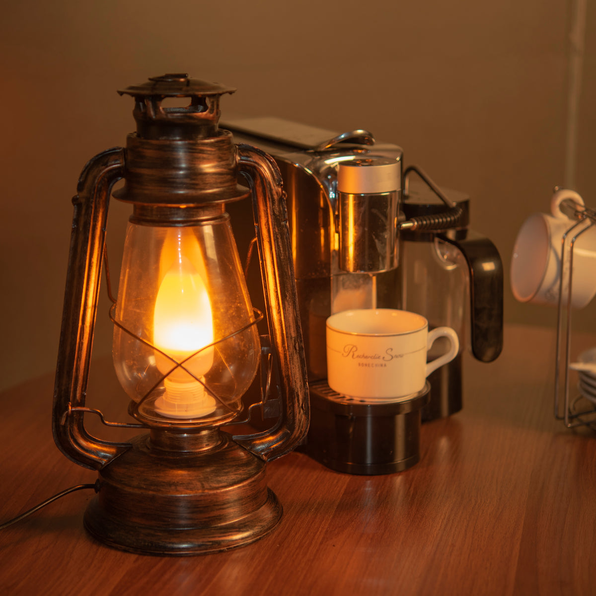 oil lantern lamp