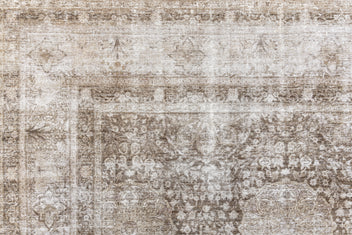 TABRIZ RUG, NORTH WEST PERSIA, 12'6" X 20' - thumbnail 3