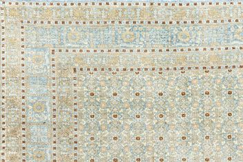 TABRIZ RUG, NORTH WEST PERSIA, 11'1" X 13'7" - thumbnail 4