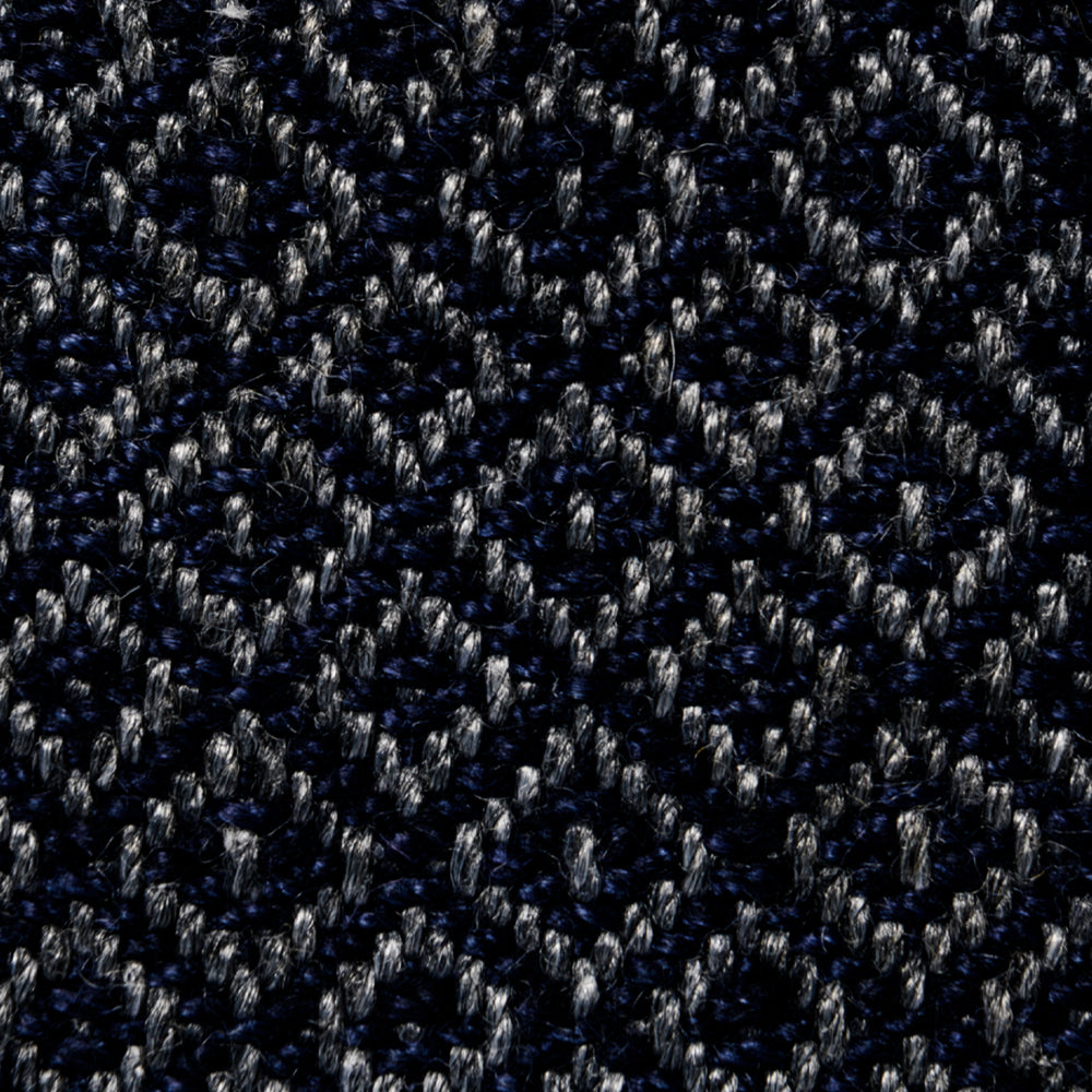 Color variant: Navy