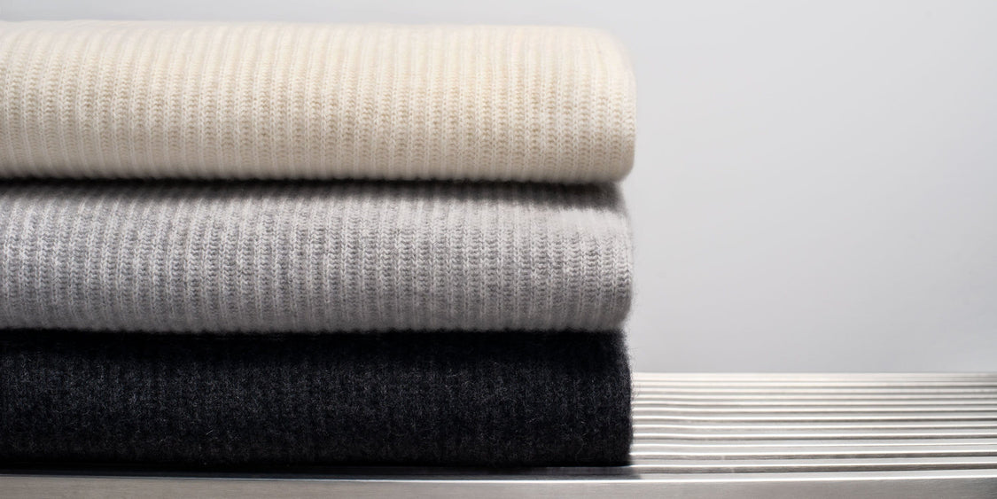 Ribbed Cashmere Throw - Ivory - color option