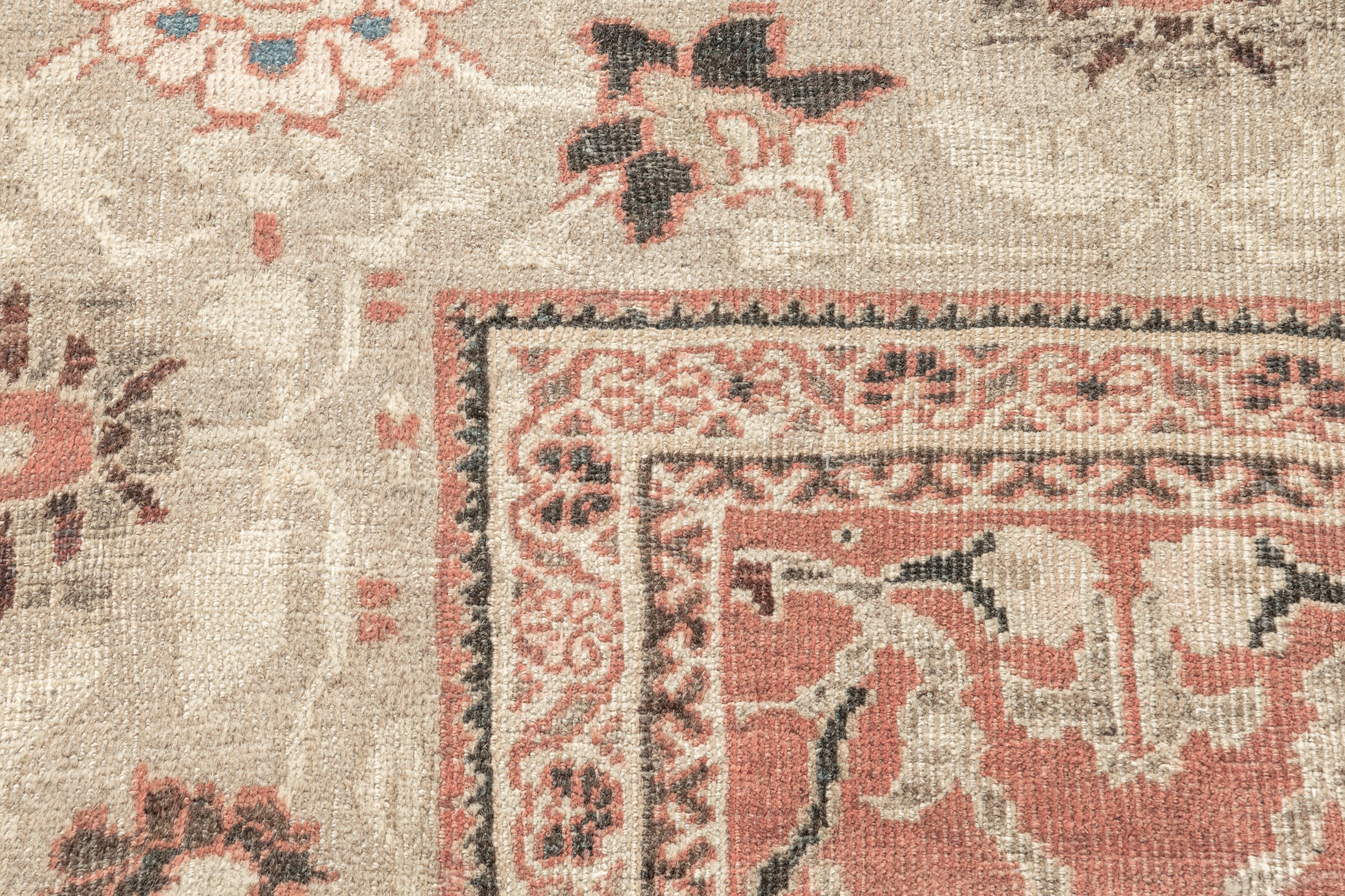 SULTANABAD RUG, WEST PERSIA, 9'10" X 13'5" - thumbnail 4