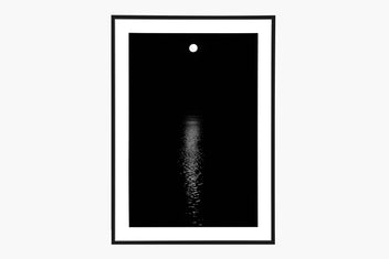 La Luna - Black and White