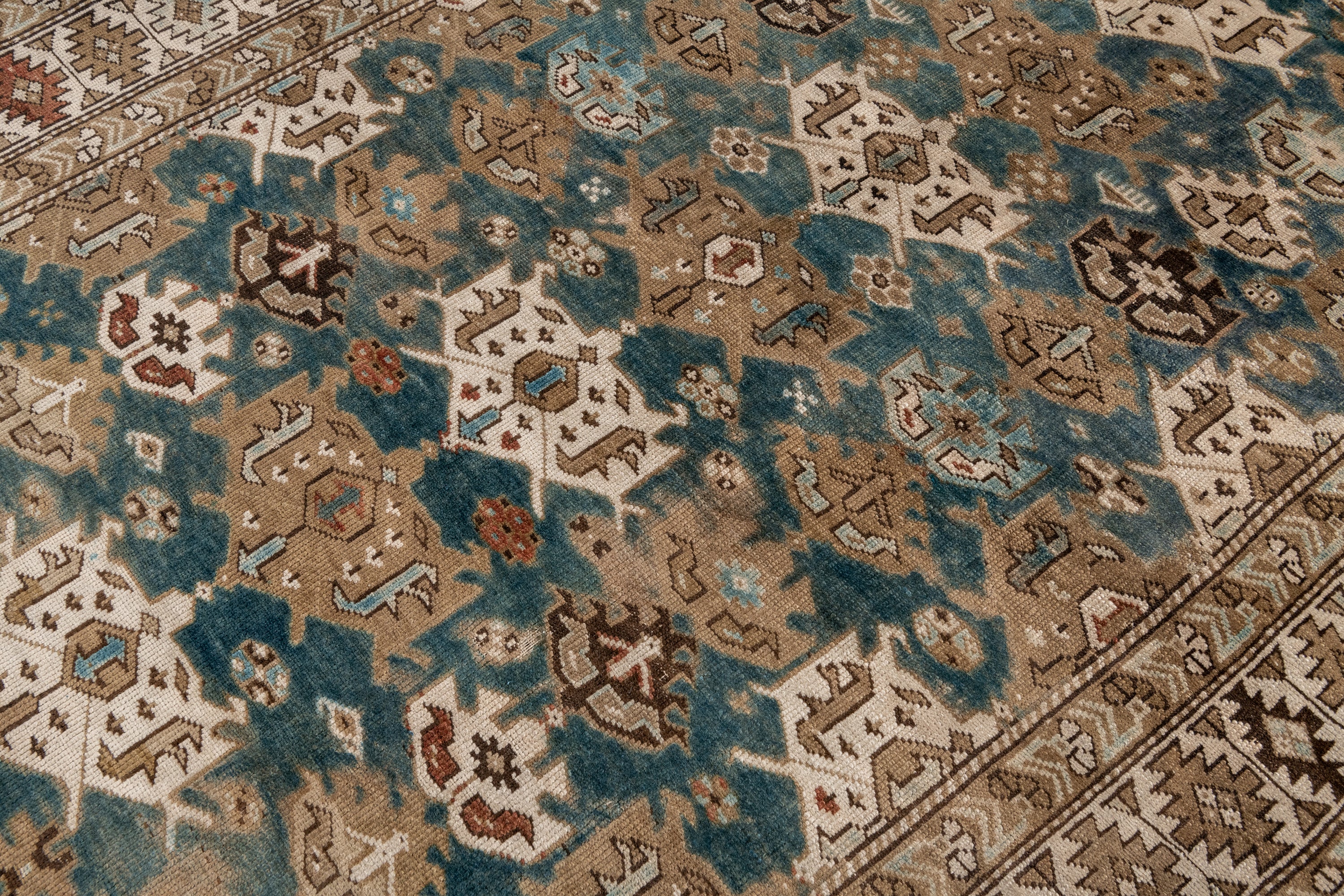 SHIRVAN RUG, BC31019/1199, EAST CAUCASUS, 4'2" X 5'9" - thumbnail 3