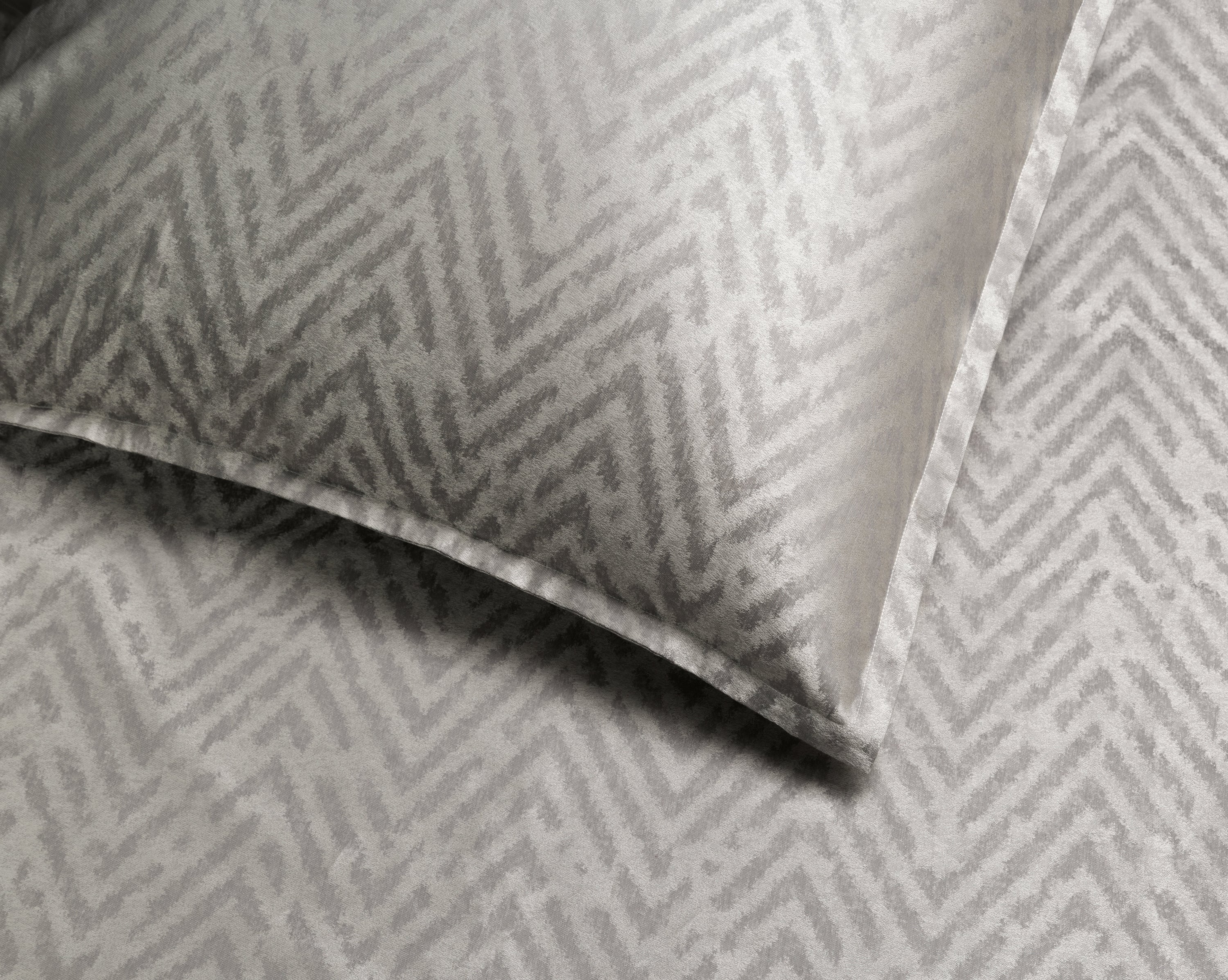 Italian Zia Jacquard Bedding - thumbnail 2