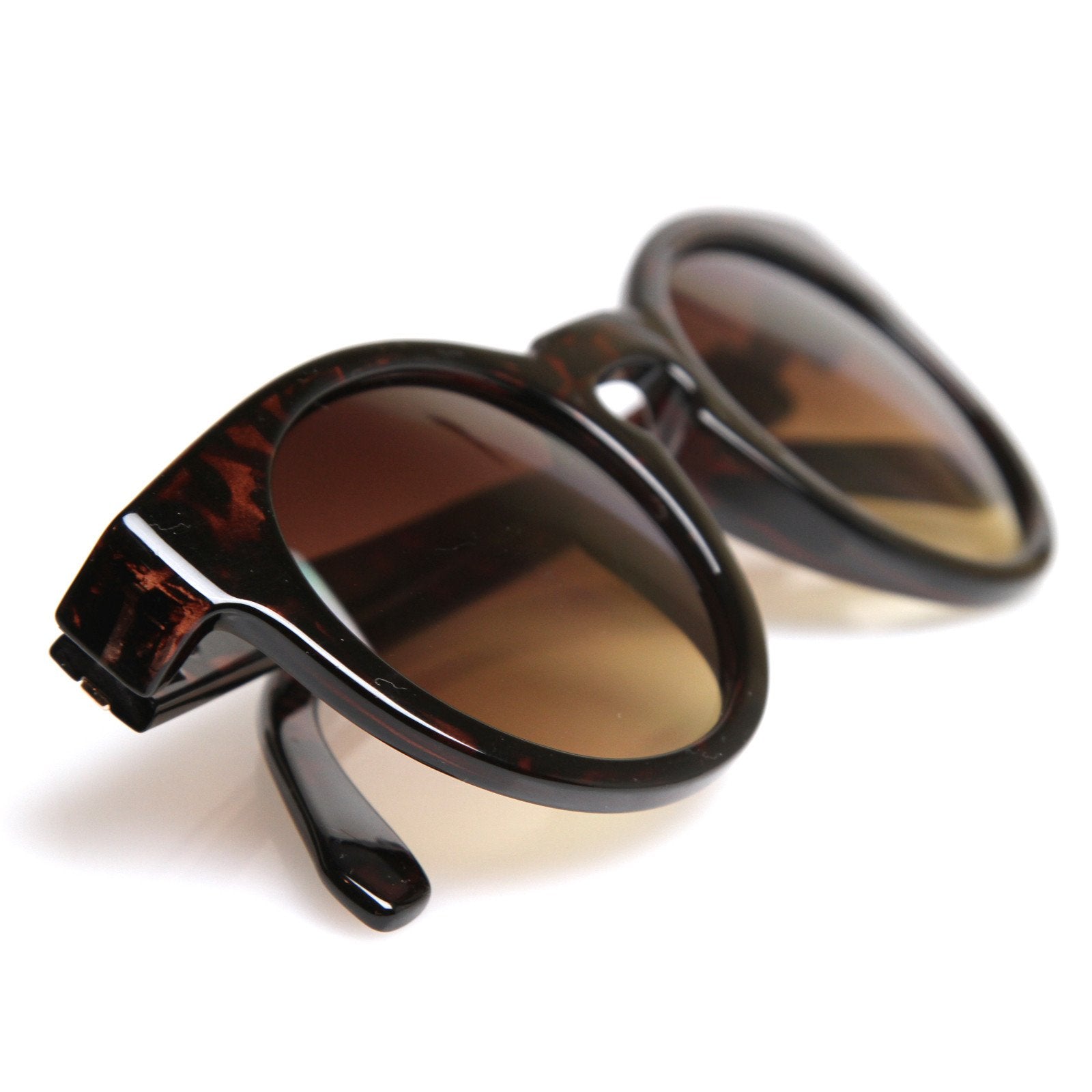 Designer Fashion Inspired Large Womens Sunglasses 8446 Zerouv