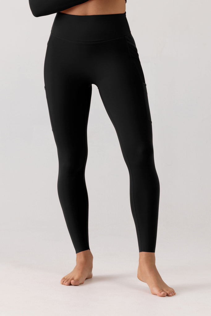 Buy Lyle & Scott women full length brand logo leggings black Online