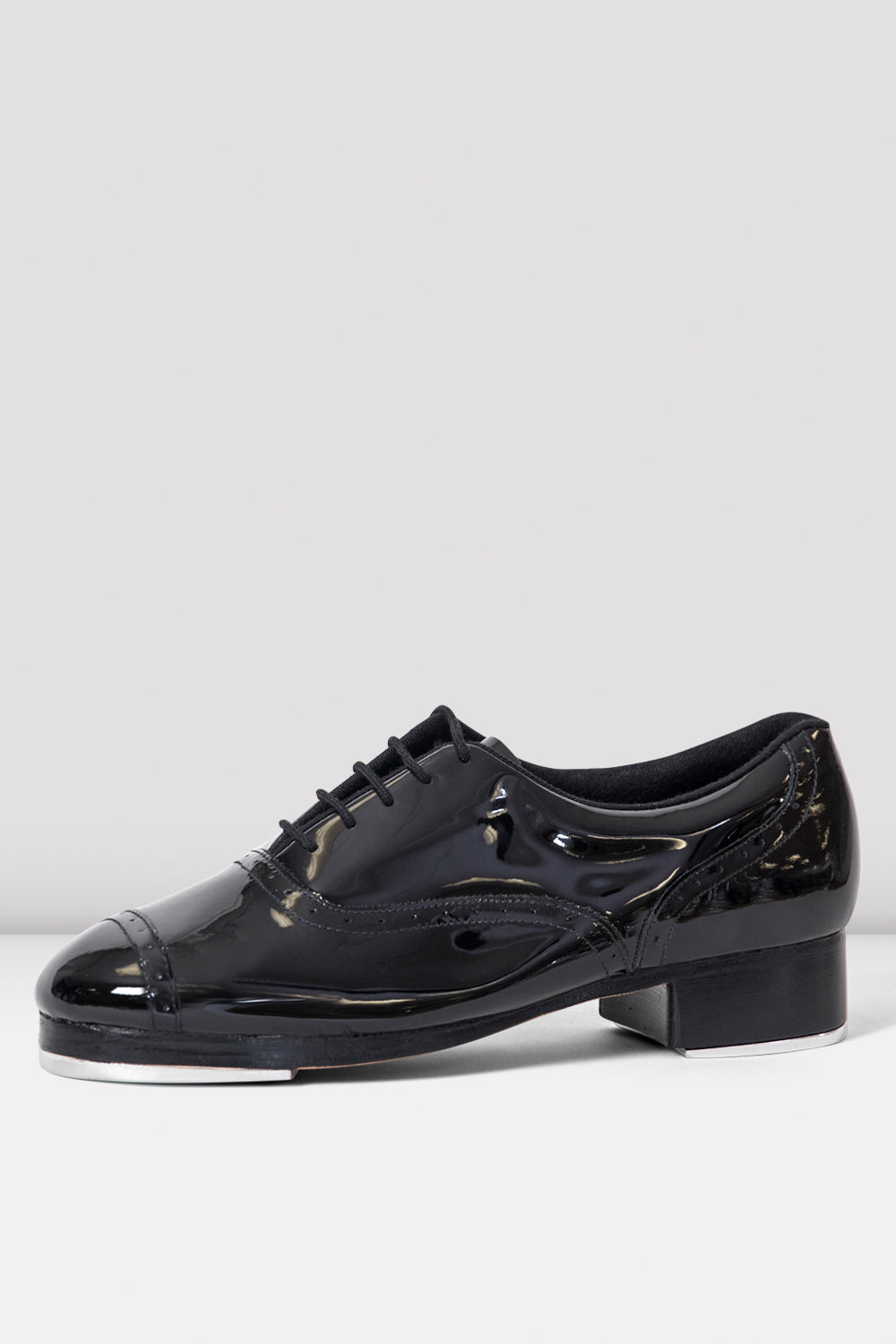 black patent leather ladies shoes