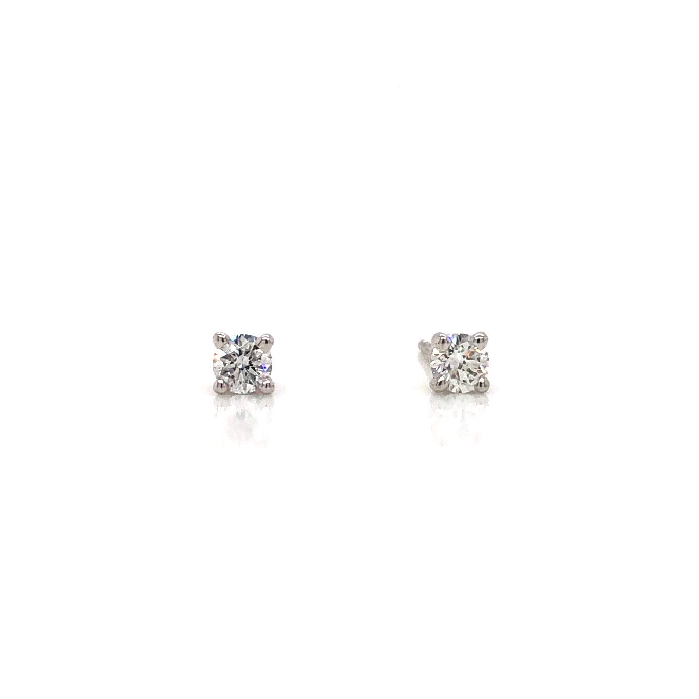 18K White Gold Diamond Stud Earrings 0.30ct