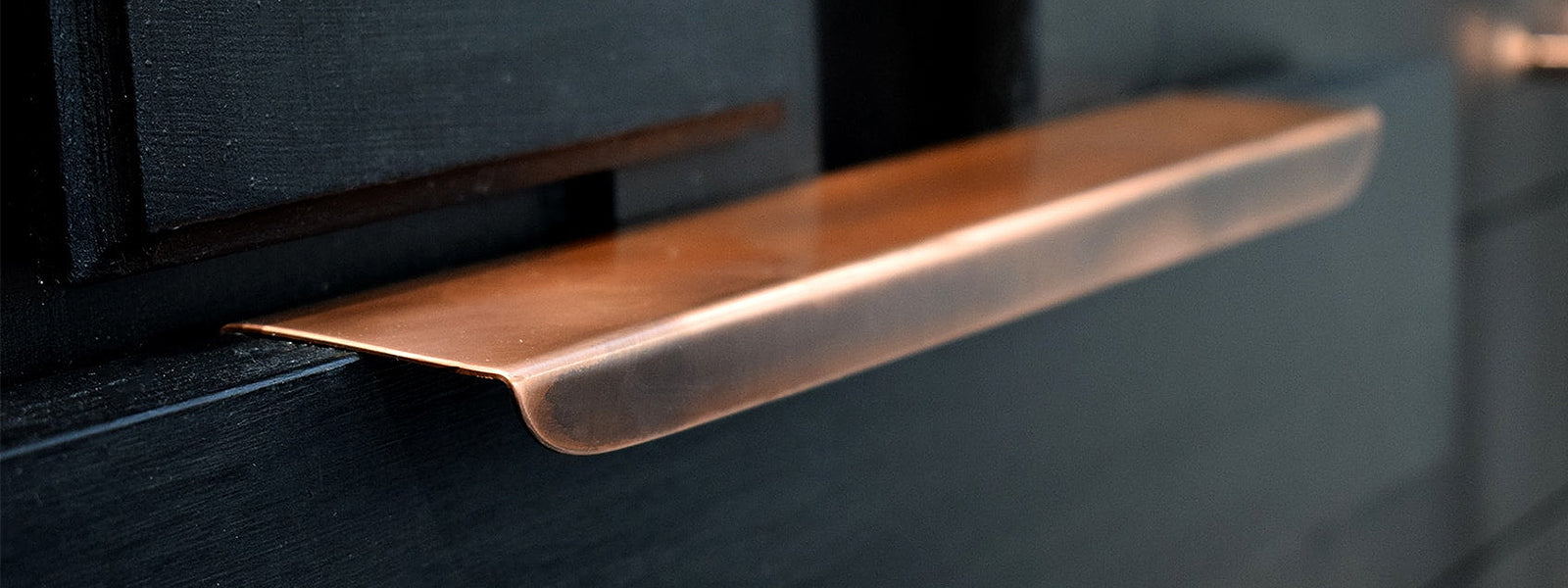 Copper folded handle in antique finish