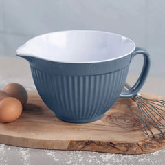 Mixing bowl with handle
