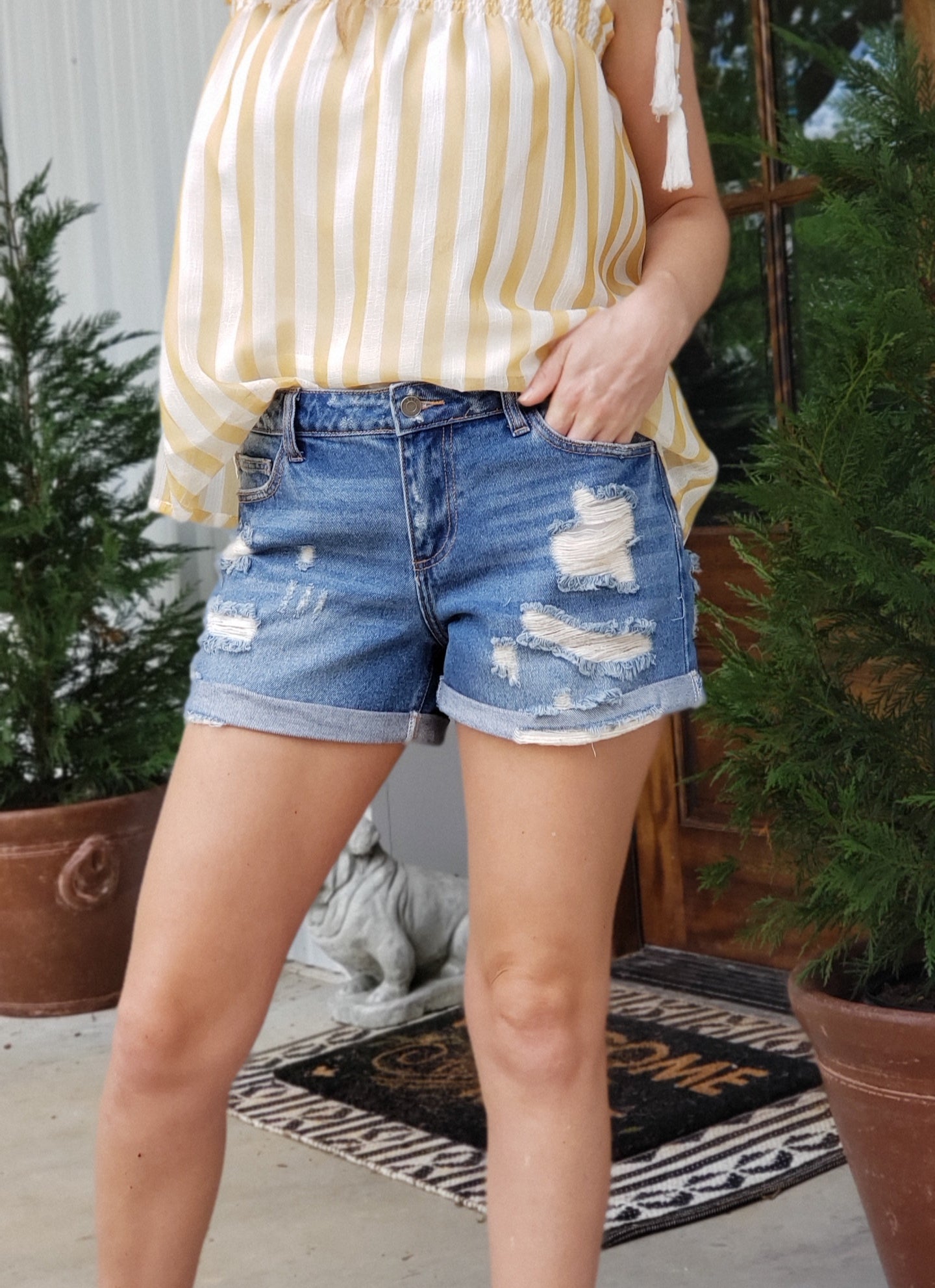 boyfriend fit shorts