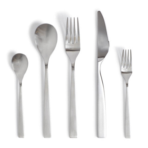 https://cdn.shopify.com/s/files/1/0194/5843/products/Sunao_Cutlery_Featured_9f4f56b1-56c5-4825-8332-c46a31606ee1_grande.jpg?v=1503940133