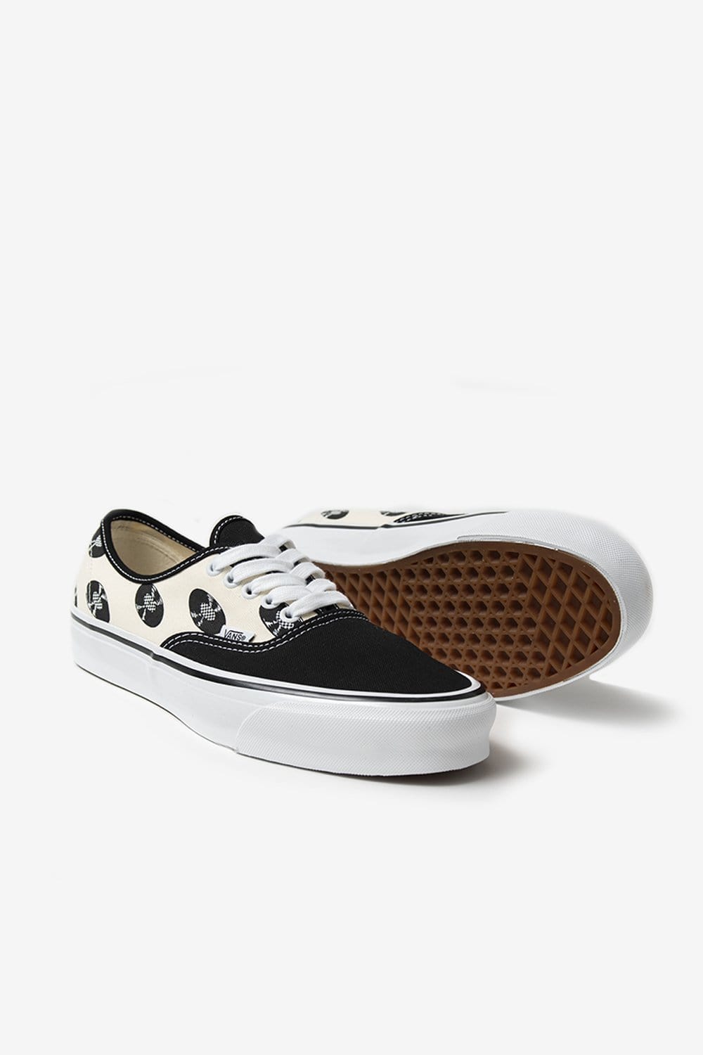 いつでもポイント10倍 WACKO MARIA × Vault by Vans OG Authentic